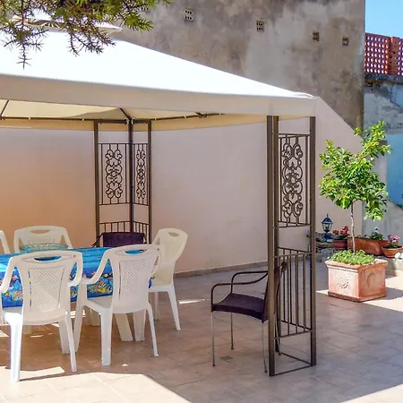 Holiday home Amazing In Loc,ta Marina Di Guttu With Wifi