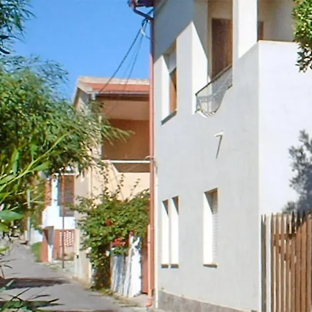 Amazing In Loc,ta Marina Di Guttu With Wifi Holiday home Marina di Arbus